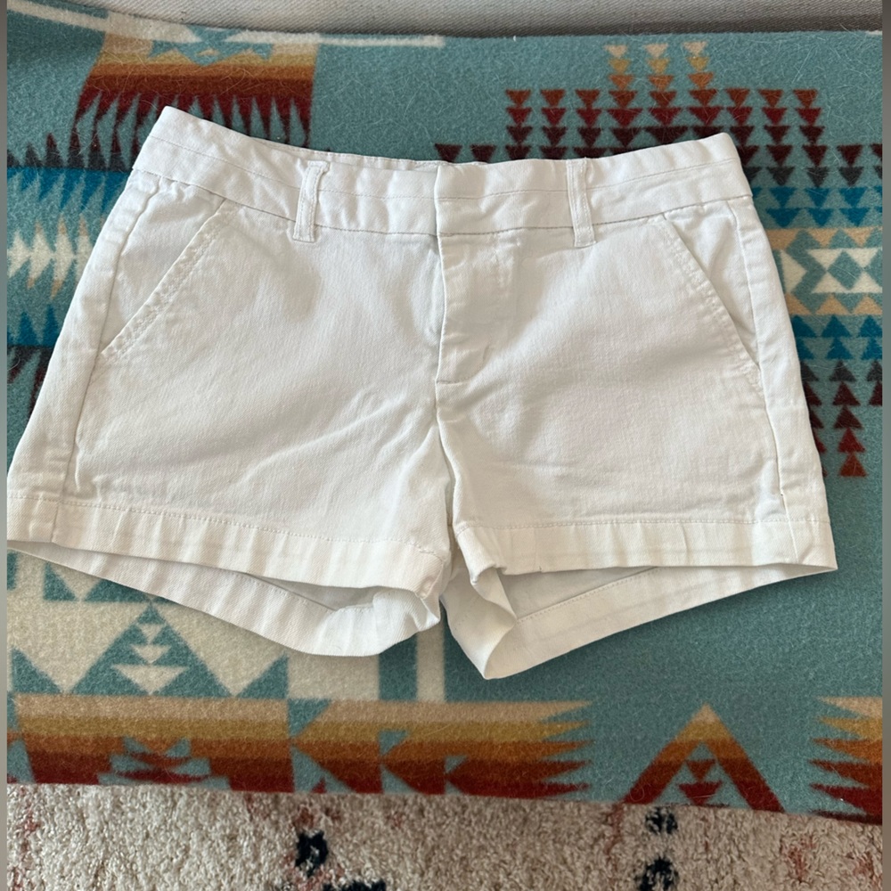 Size 27 Harper white womens shorts.